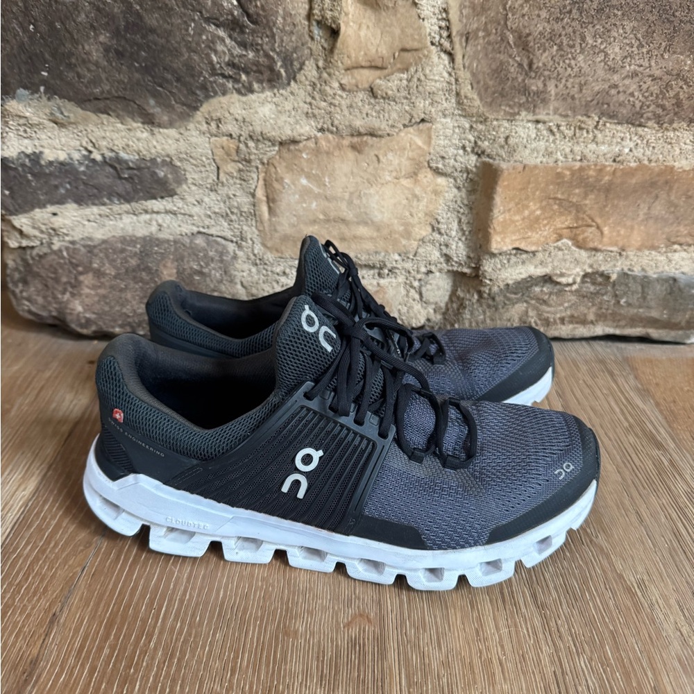 On Cloudswift 3 Womens 9.5 Running Shoes Athletic Sneakers price firm!